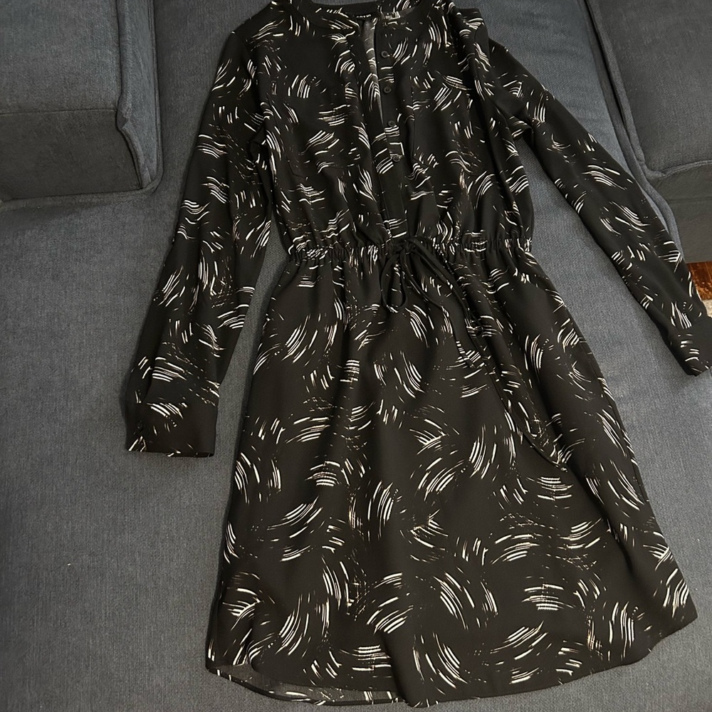 Apt. 9 Black and White Patterned Long Sleeve Dress
